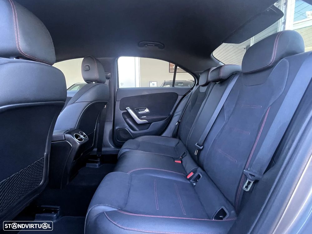 Mercedes-Benz A 180 Limousine d 7G-DCT AMG Line - 12