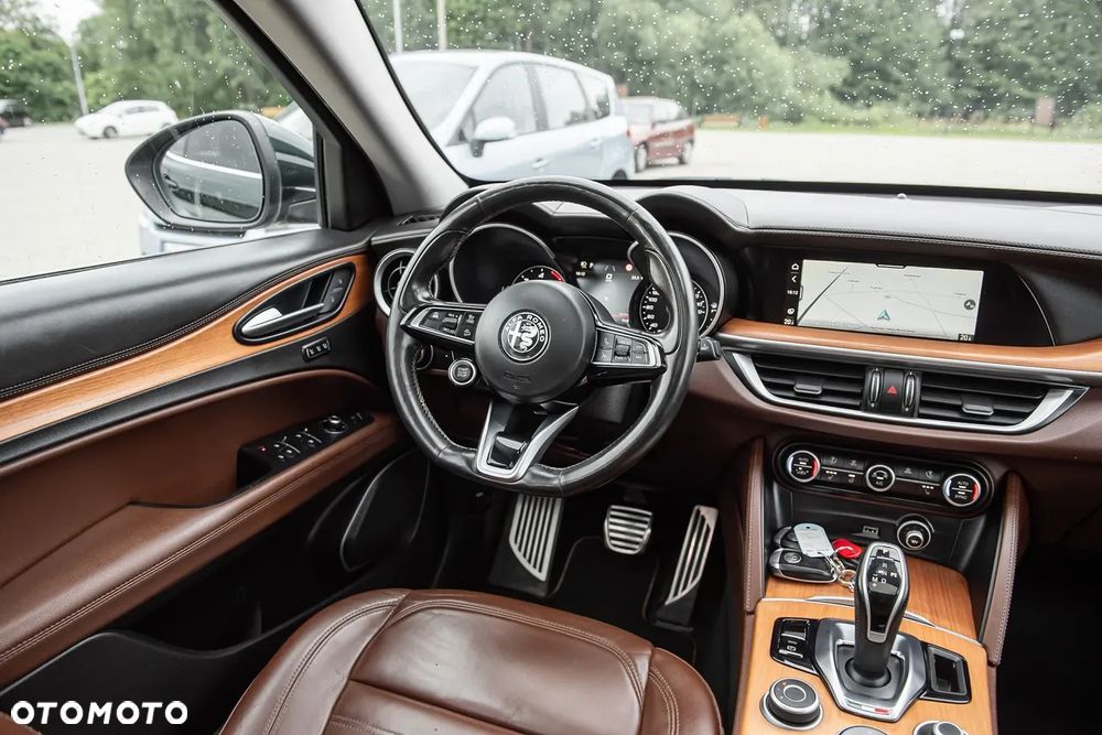 Alfa Romeo Stelvio 2.2 JTDM Super - 30