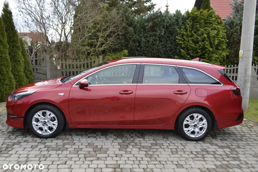 Kia Ceed 1.5 T-GDI M DCT - 12