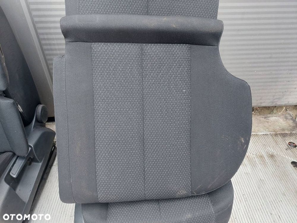 FOTELE KOMPLET LEWY PRAWY KANAPA TYŁ  VOLKSWAGEN PASSAT B6 - 3