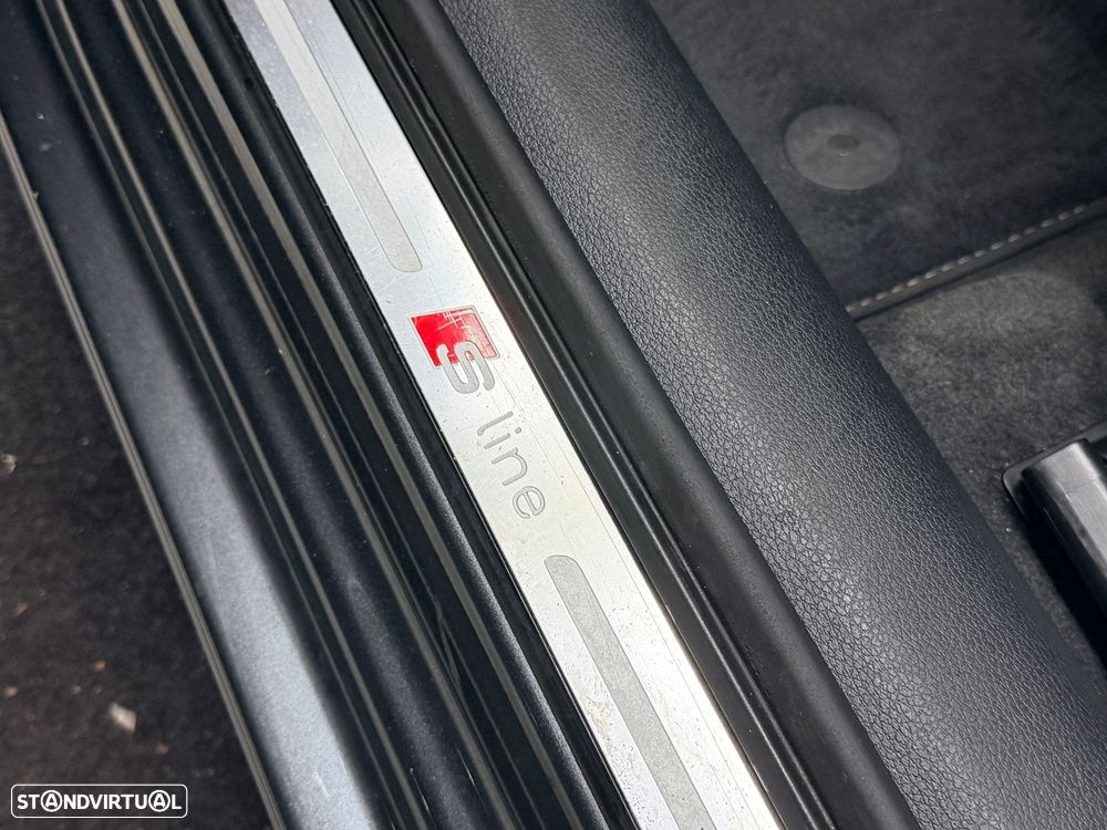 Audi A3 Sportback 2.0 TDI S-line - 19