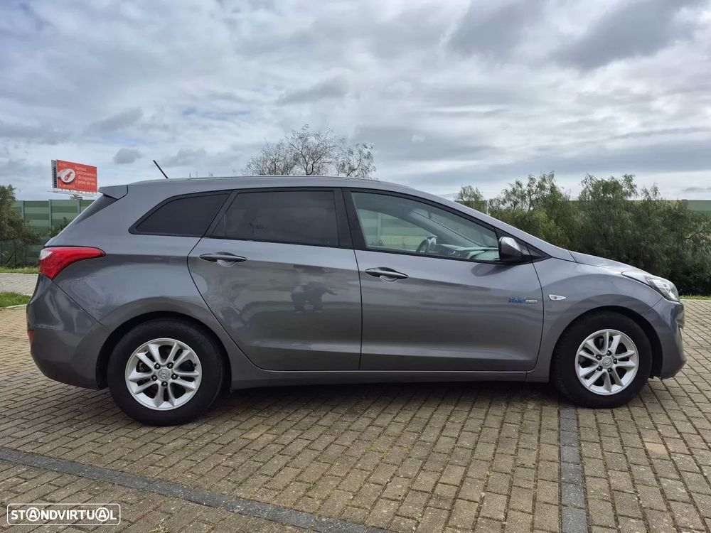 Hyundai i30 SW 1.4 CRDi Blue Active — photo 4