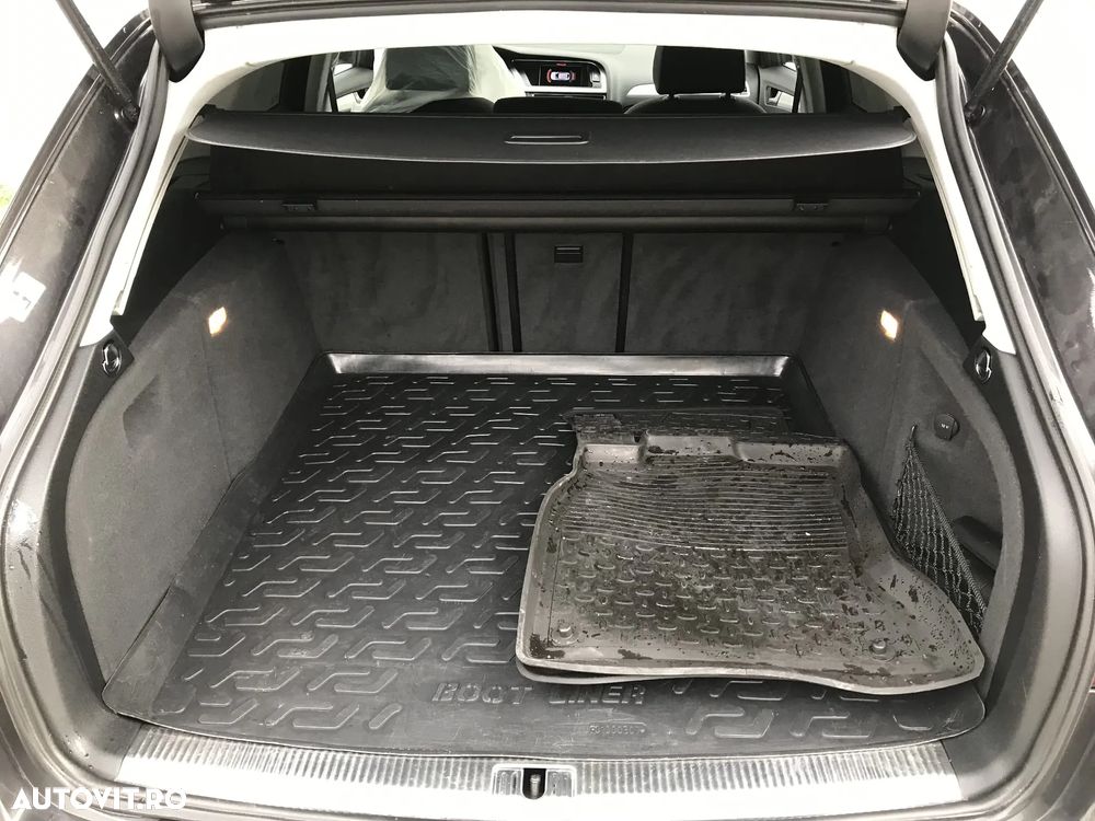 Audi A4 Allroad 2.0 TDI Quattro S tronic - 36