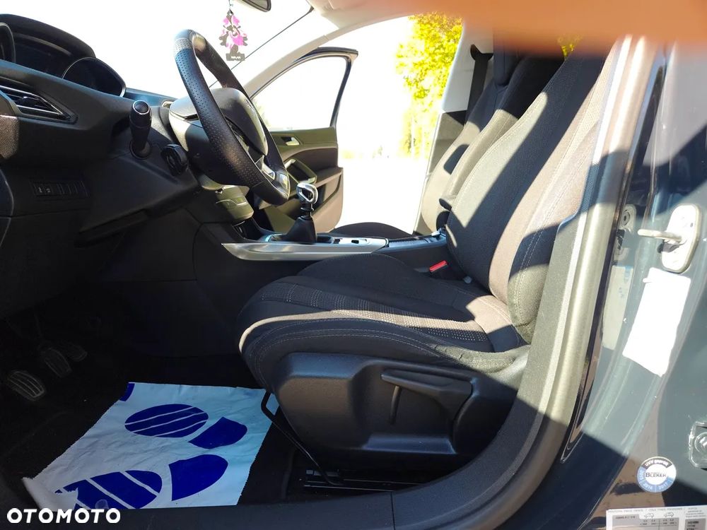 Peugeot 308 BlueHDi FAP 150 Stop&Start GT-Line Edition - 29