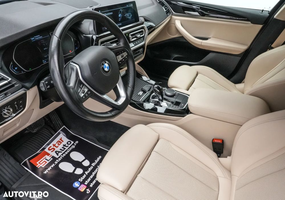BMW X4 xDrive20i AT Advantage - 12