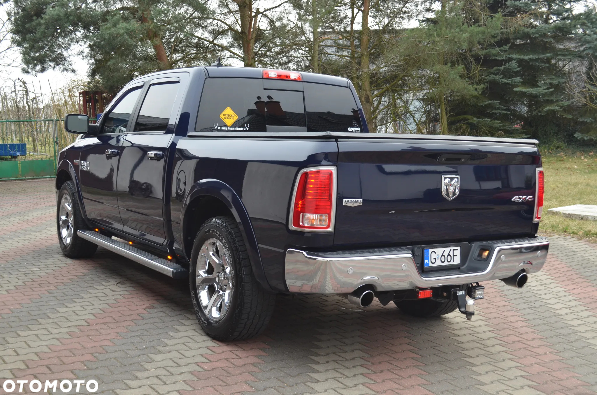 Dodge RAM 1500 5.7 4x4 - 10