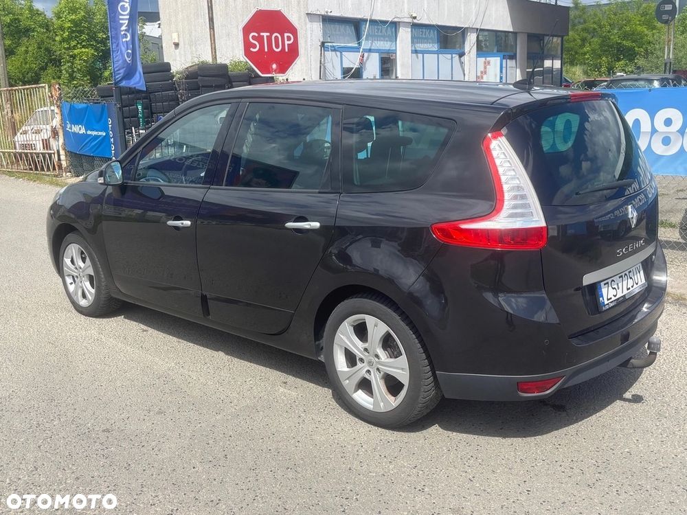 Renault Scenic TCe 130 Dynamique - 9