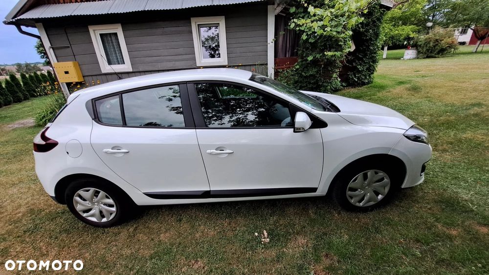 Renault Megane 1.6 16V 110 LIMITED - 8