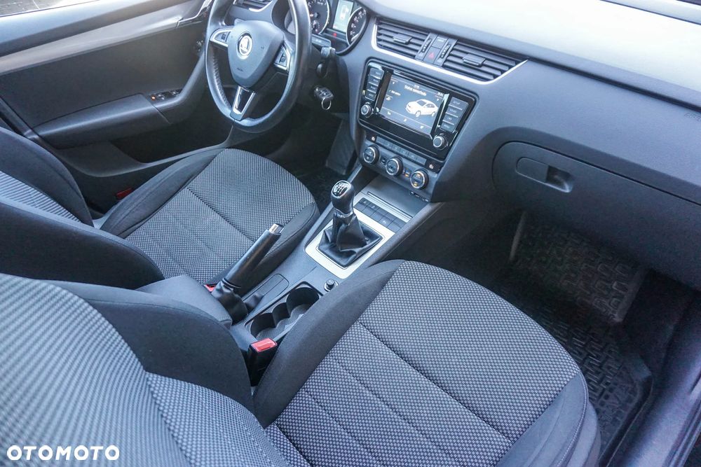 Skoda Octavia 1.8 TSI Ambition - 32