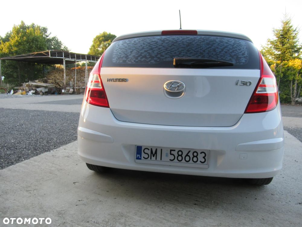 Hyundai i30 1.4 Base - 8