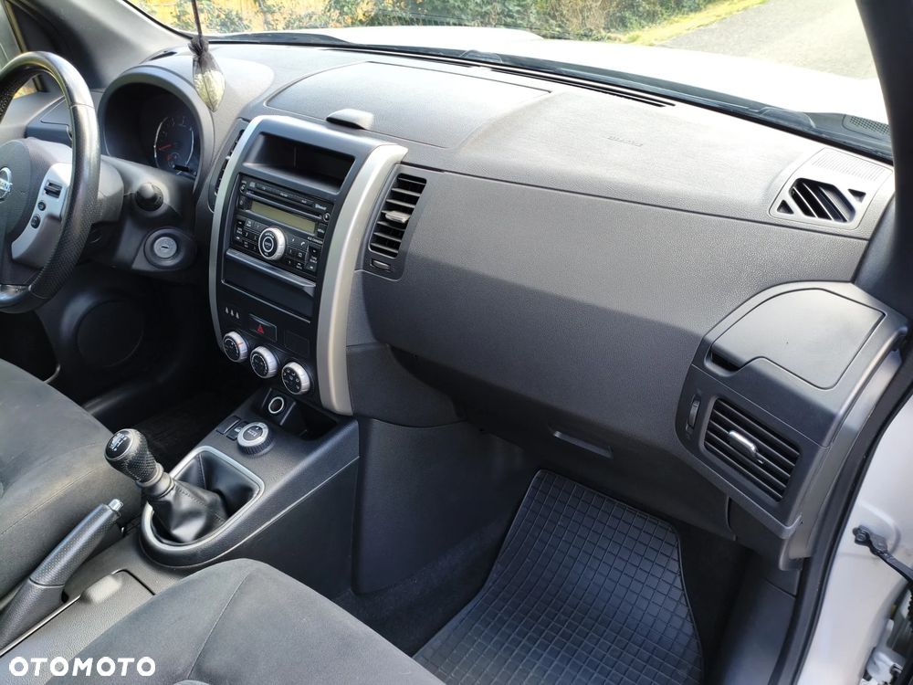 Nissan X-Trail - 17
