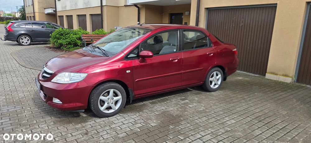 Honda City 1.4 Comfort - 2
