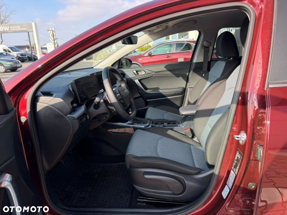 Kia XCeed - 19