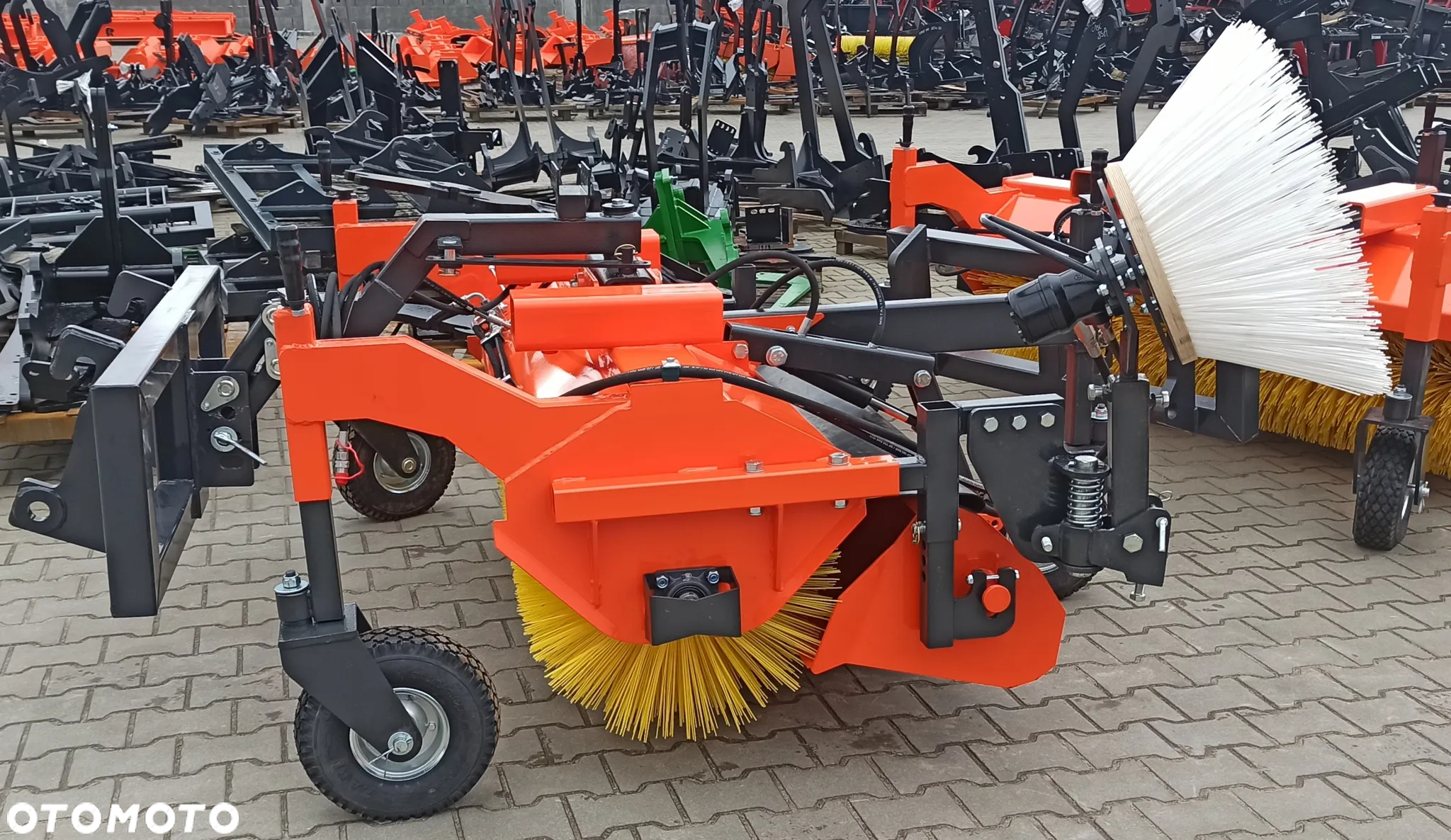 Zamiatarka 2,0 m Top MT do ciagnika, wózka widłowego, ładowarki Metal Technik - 6
