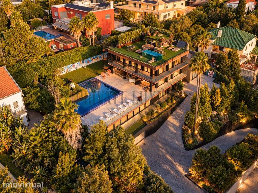 Moradia T9 com Piscinas numa das Zonas Mais Exclusivas de Cascais - Grande imagem: 4/52