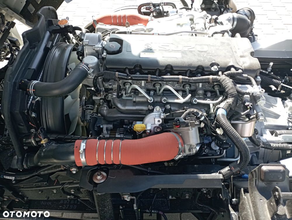 Isuzu M27F 3,0 TURBO - 26