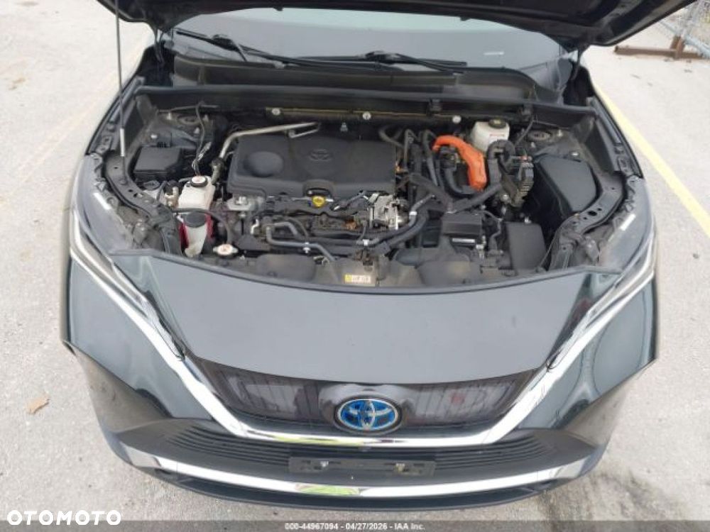 Toyota Venza - 10