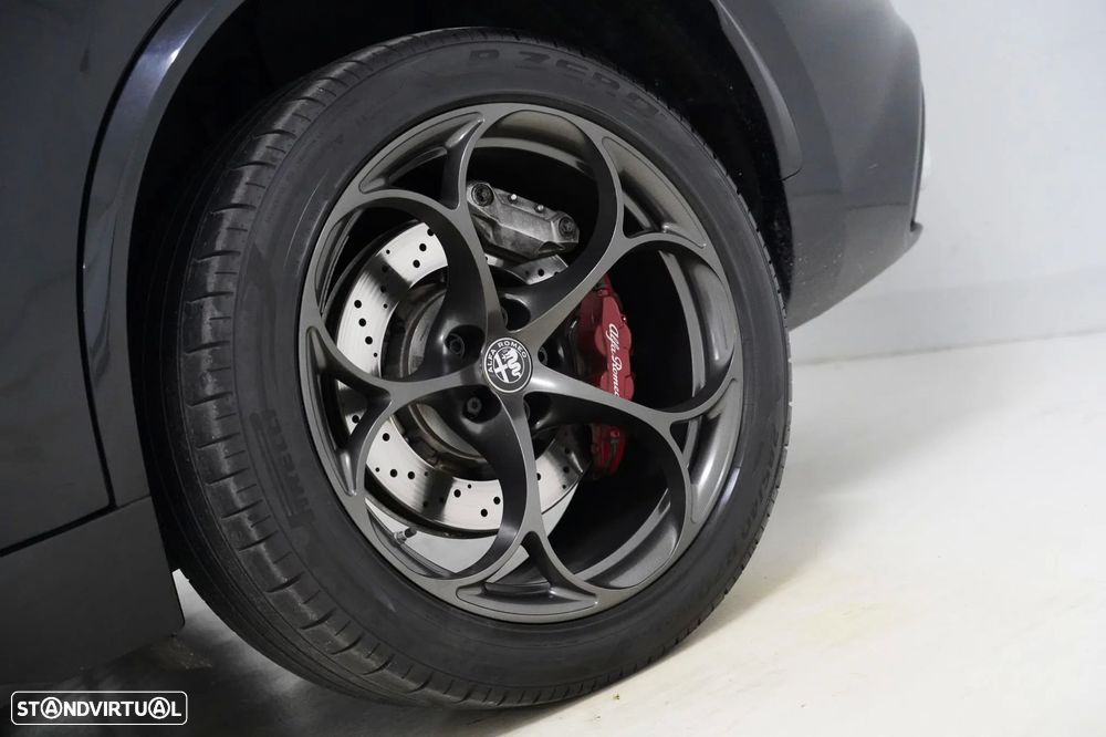 Alfa Romeo Stelvio 2.9 T Quadrifoglio AT8 Q4 - 24
