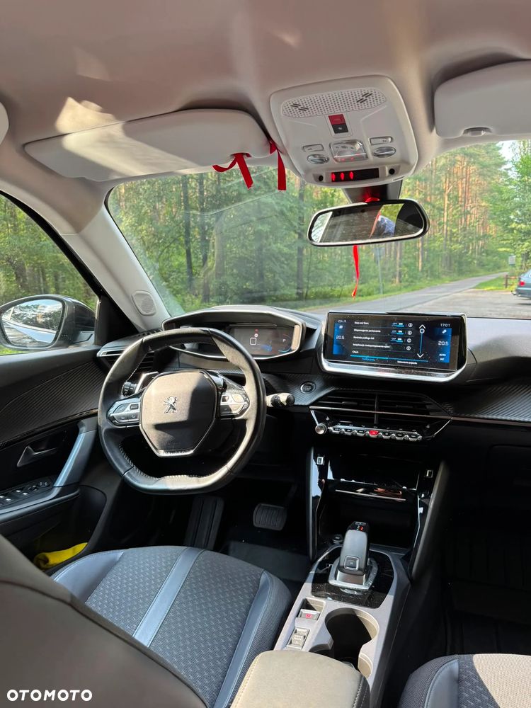Peugeot 2008 1.5 BlueHDi Allure Pack S&S EAT8 - 23