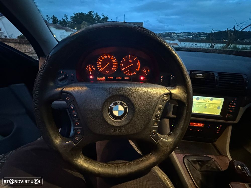 BMW 525 d Touring - 10