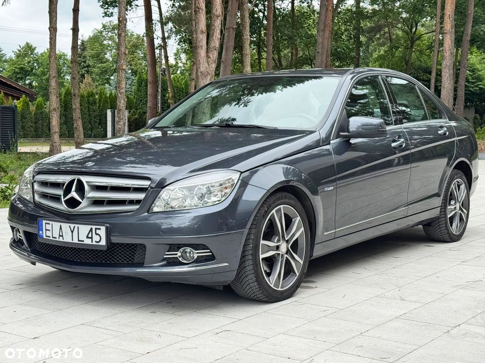 Mercedes-Benz Klasa C 250 CGI Automatik BlueEFFICIENCY Avantgarde - 3