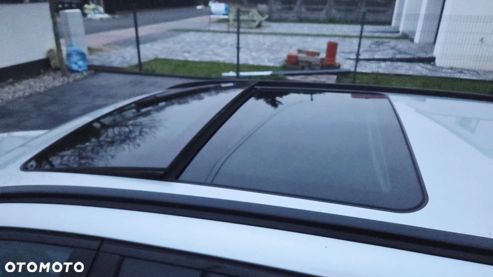 BMW Seria 5 525d xDrive - 25