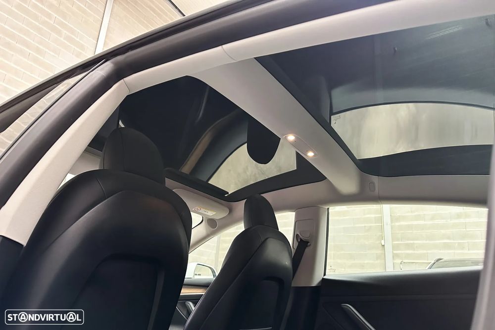 Tesla Model 3 Standard Range Plus RWD - 52