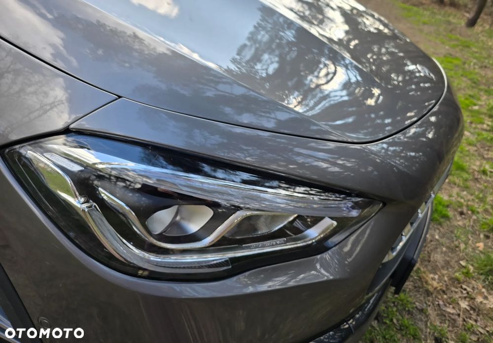 Mercedes-Benz GLA 200 d - 7