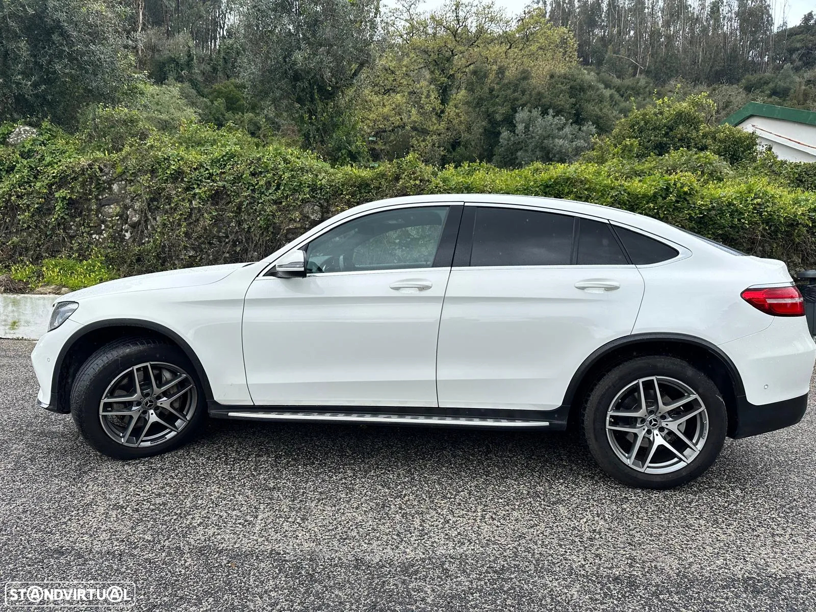 Mercedes-Benz GLC 250 d Coupé AMG Line 4-Matic - 4