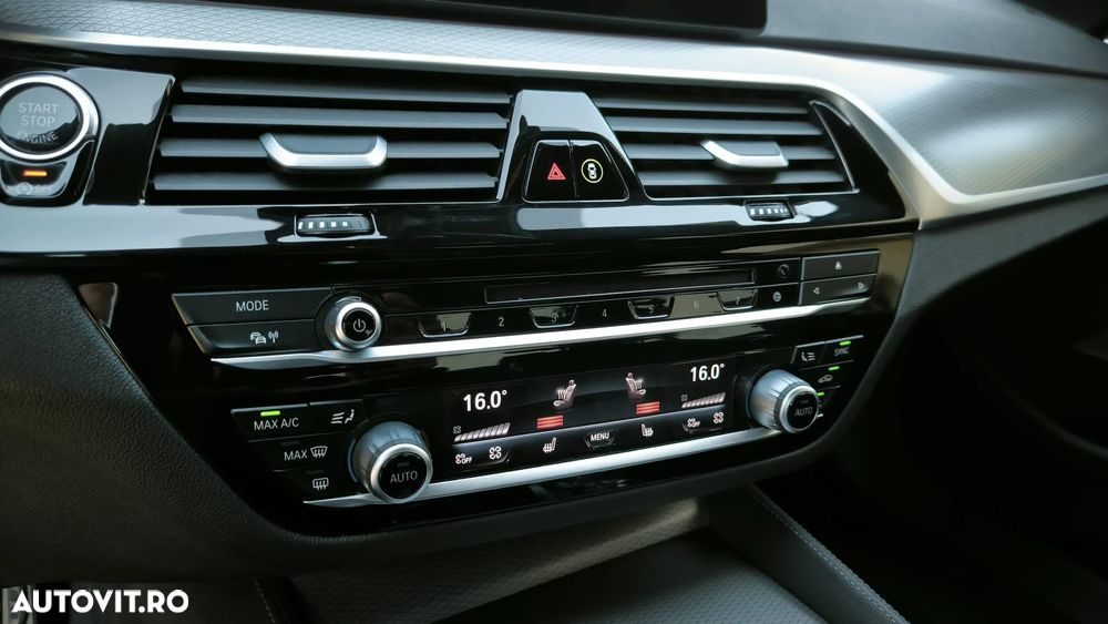 BMW Seria 5 520d Aut. - 27