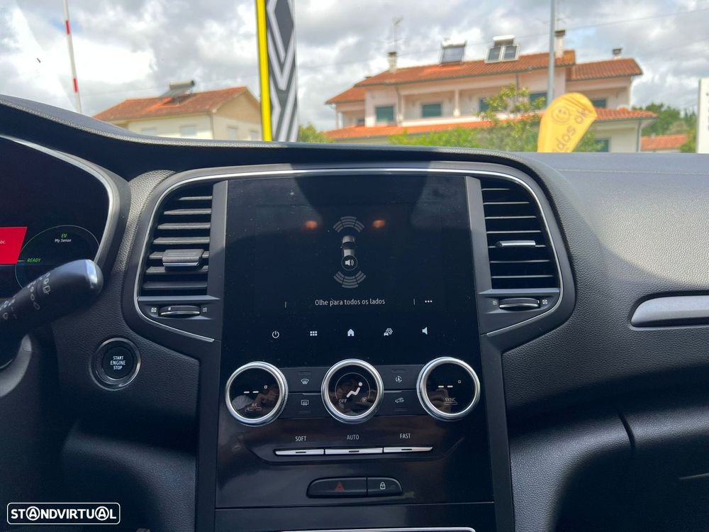 Renault Mégane 1.6 Plug-In Intens - 14