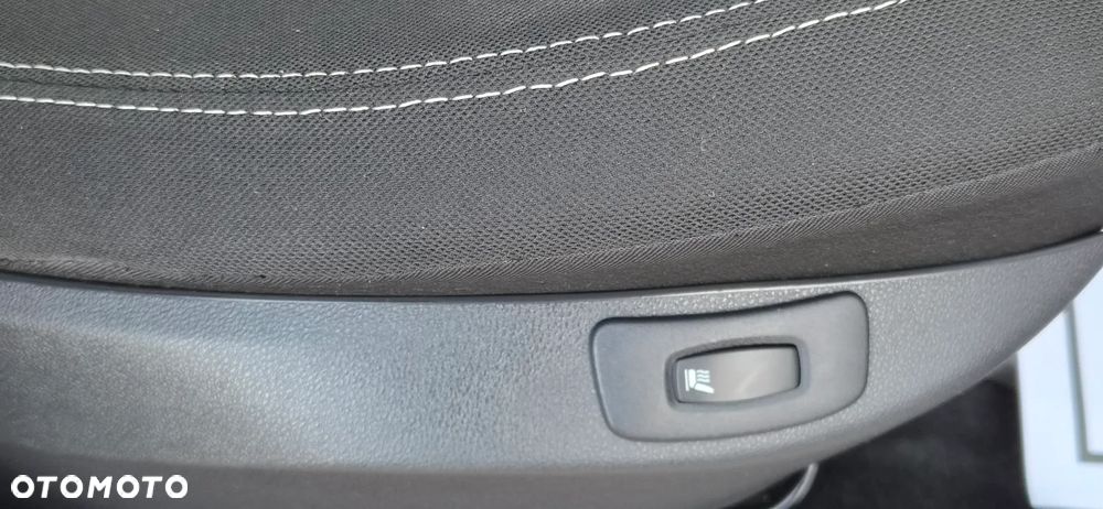 Renault Captur ENERGY dCi 90 Start&Stop Luxe - 25