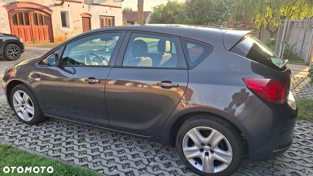 Opel Astra - 5