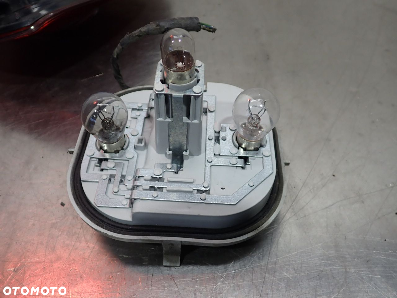 LAMPA PRAWA TYLNA FIAT BRAVO II - 11