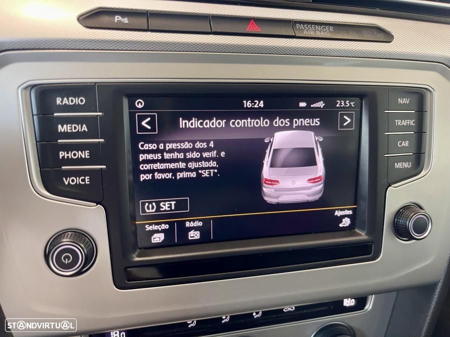 VW Passat 1.6 TDI BlueMotion - 20