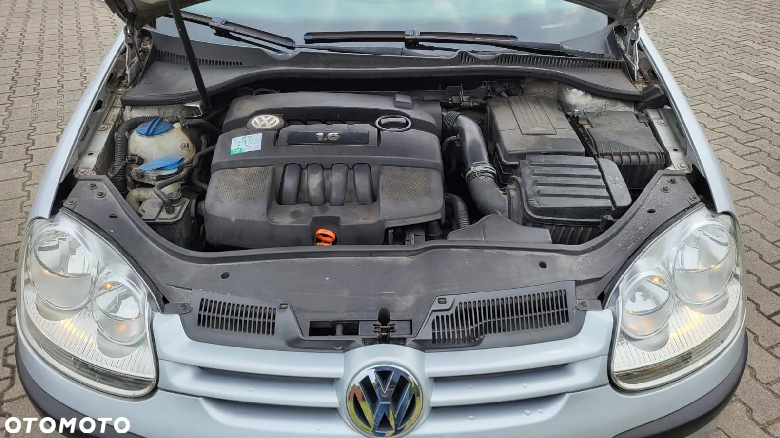 Volkswagen Golf 1.6 Trendline - 36