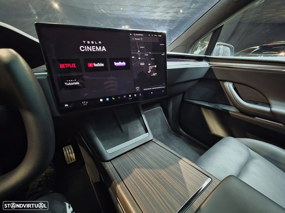 Tesla Model X Long Range AWD - 42