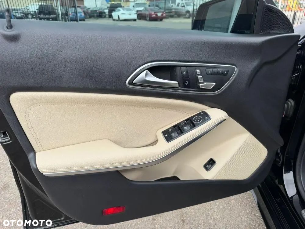 Mercedes-Benz CLA 250 4Matic 7G-DCT AMG Line - 7