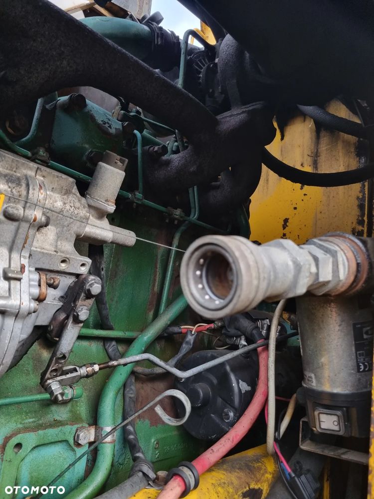 Volvo BM 4400 Ładowarka Fadroma Sprowadzona z Norwegii Widły Łyżka Bocian Wysięgnik! Aktualne badania w DEKRA! Oryginał zadbana Bez luzów i wycieków Potężna Moc. Nie pracowała w Kraju! 6 cylindrów pneumat Hamulec Opony jak Nowe - 24