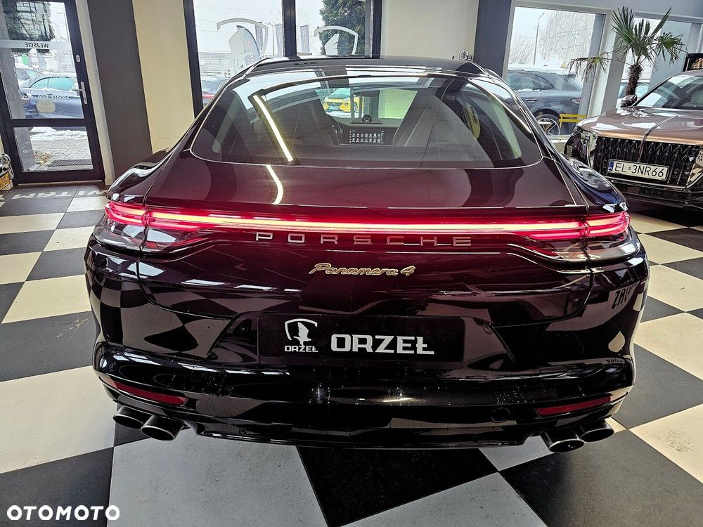 Porsche Panamera - 6