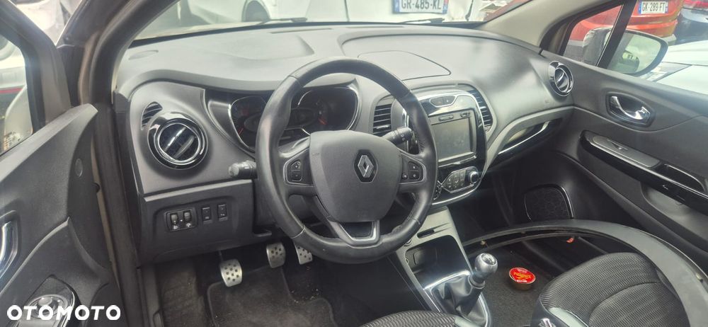 Renault Captur 0.9 Energy TCe Life EU6 - 9