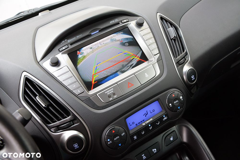 Hyundai ix35 2.0 CRDi 4WD Automatik Premium - 19