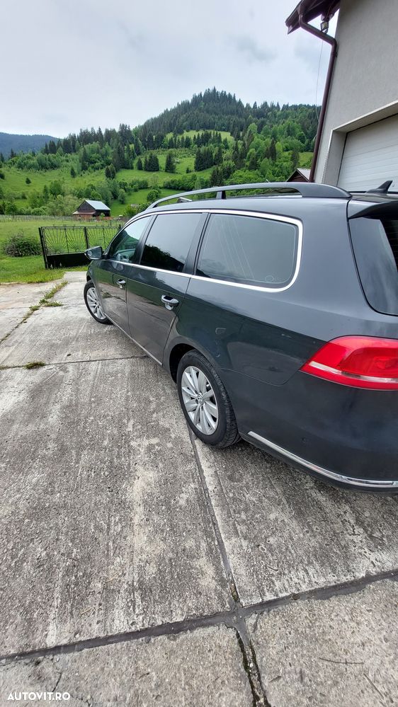 Volkswagen Passat 2.0 TDI 4Motion BlueMotion Technology Comfortline - 6