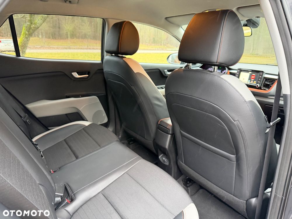 Kia Stonic - 13