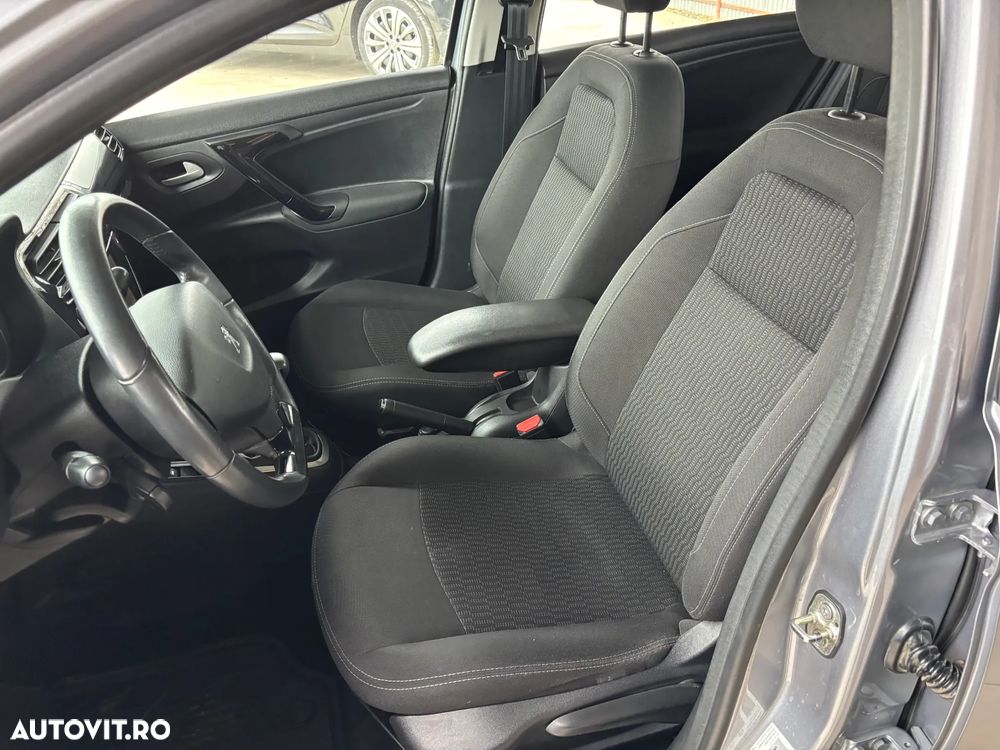 Peugeot 301 1.5 BlueHDI FAP Allure - 26