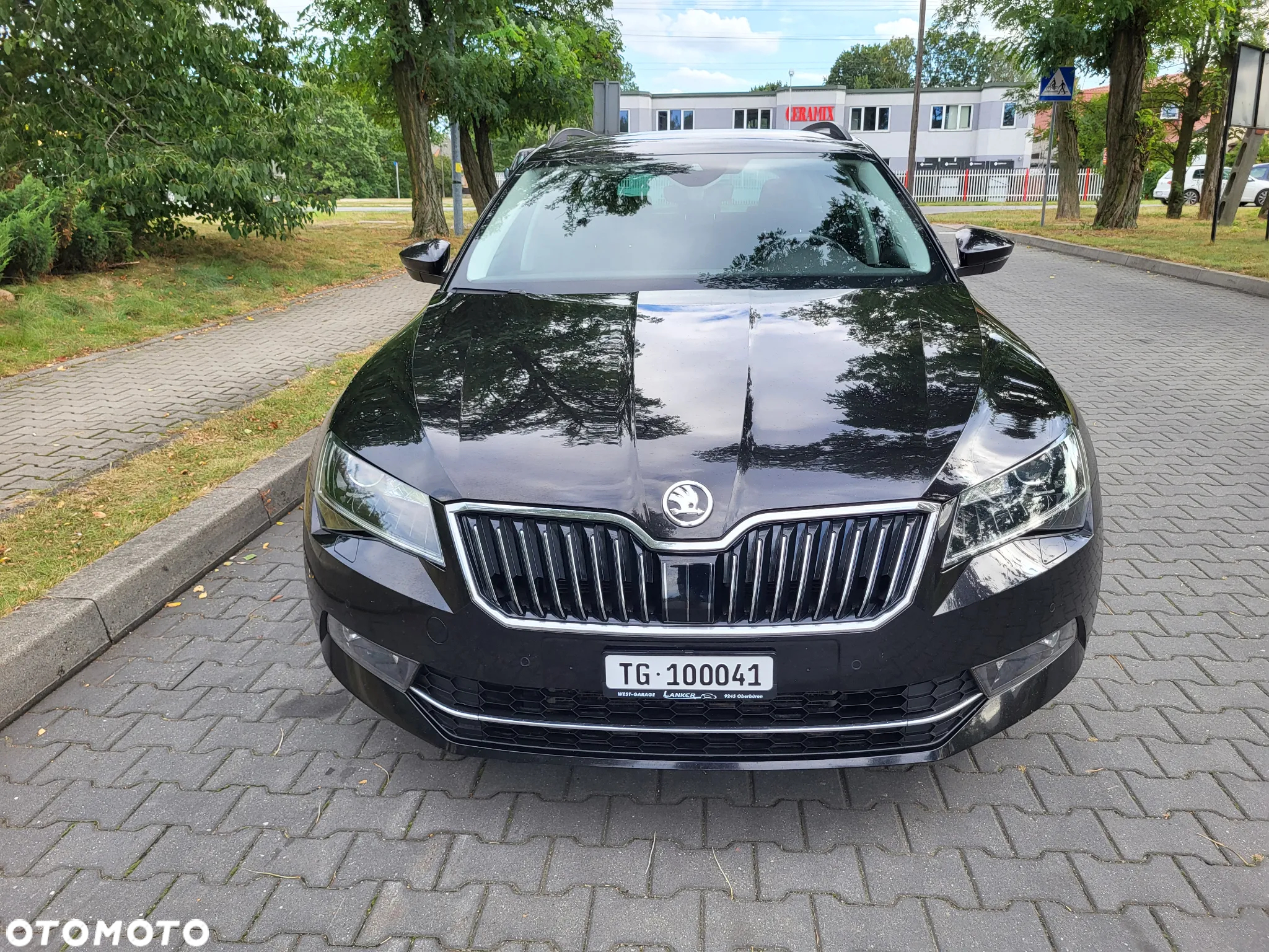 Skoda Superb 2.0 TDI 4x4 DSG Ambition - 9