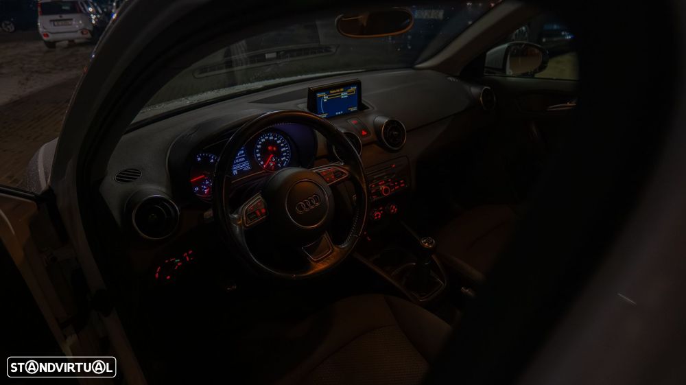 Audi A1 Sportback 1.4 TDI - 10