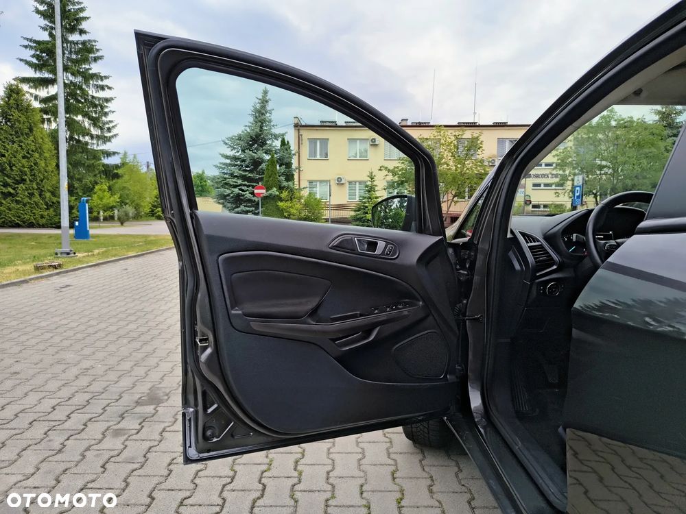 Ford EcoSport - 10