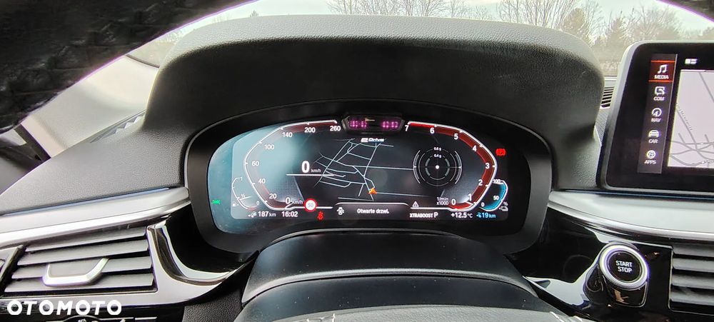 BMW Seria 5 530e Luxury Line sport - 35