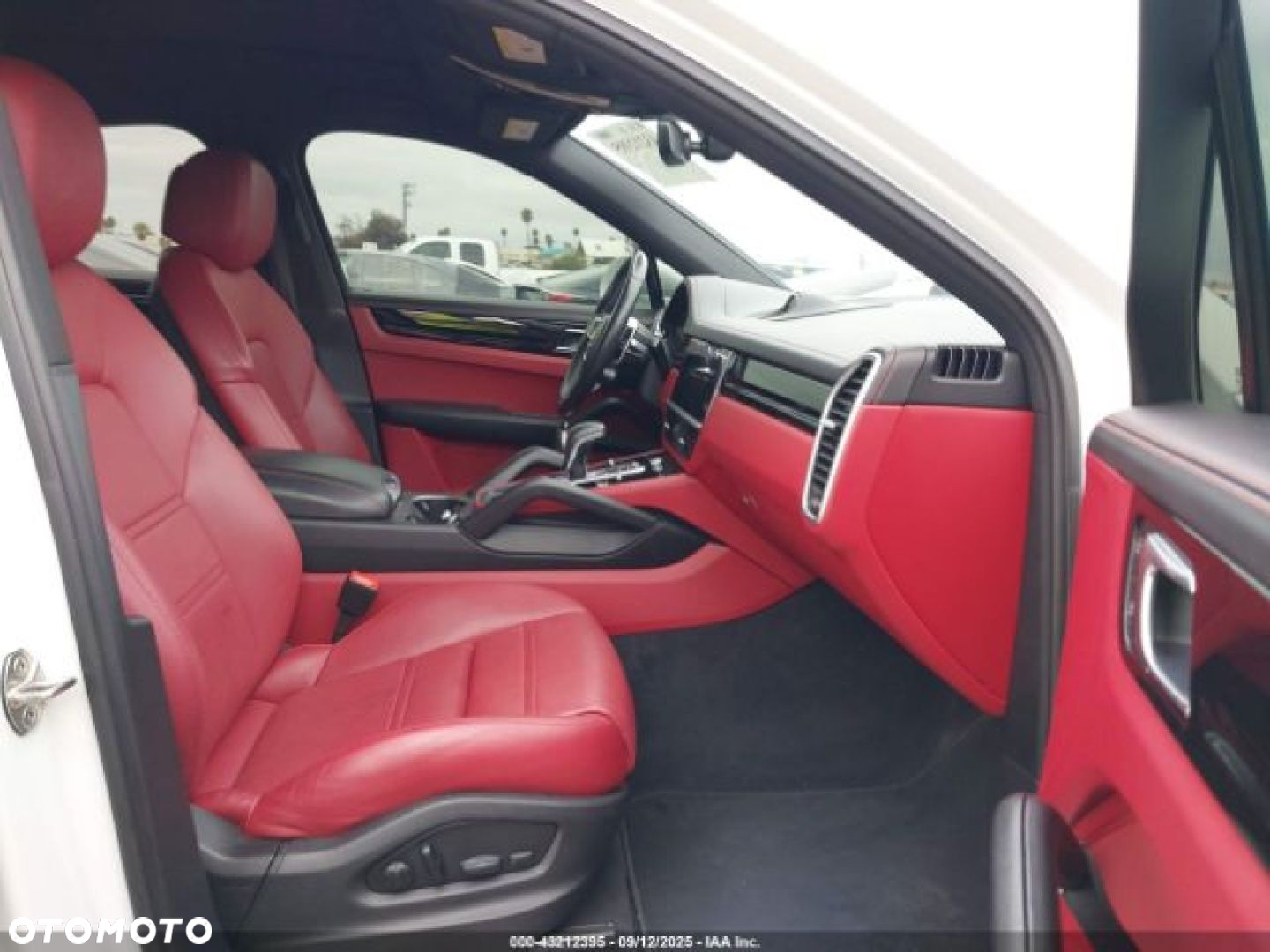 Porsche Cayenne - 10